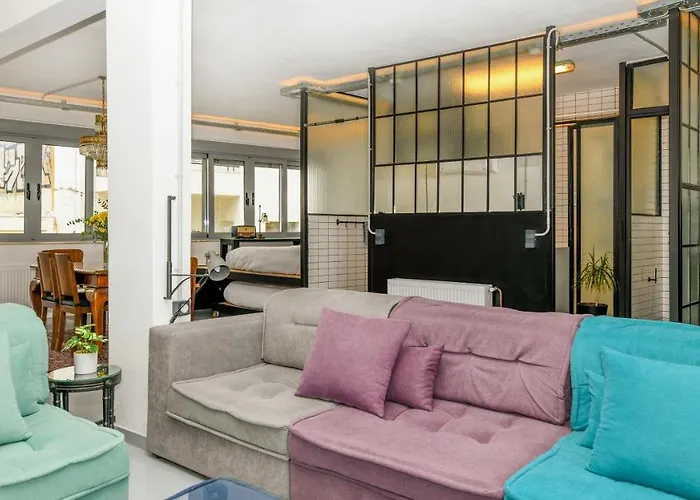 Monastiraki #Wallsfree Citycenter- Unspoiled Athens Apartments